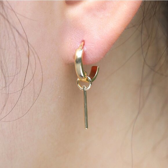 💥14K Gold Plated Dainty Hoop Key Earrings for Women, UNVN12439 - Picture 3 of 3